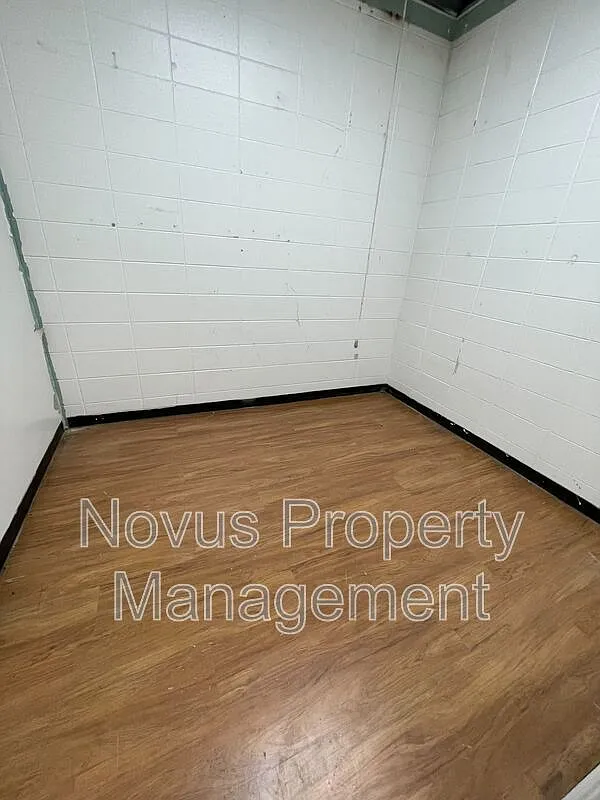 Studio, $950 — Photo 4