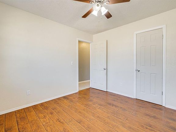 4th image of 713 N Markwell Ave
