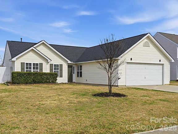 2nd image of 221 Glencroft Dr