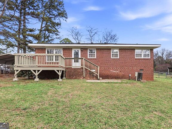 4th image of 190 Conrad Dr