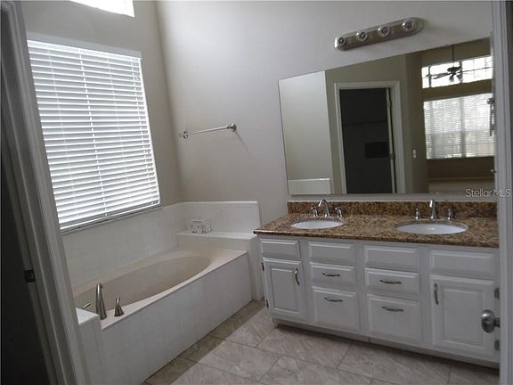 5th image of 283 Bayou Cir #283