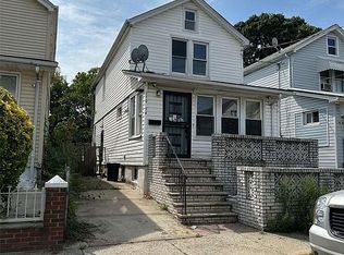 11054 160th St, Jamaica, NY 11433