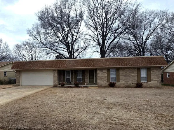 1405 Woodhaven St, Humboldt, TN 38343