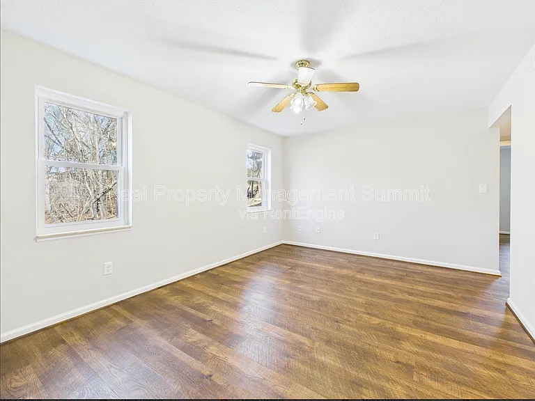 2407 Bare St. — Photo 14