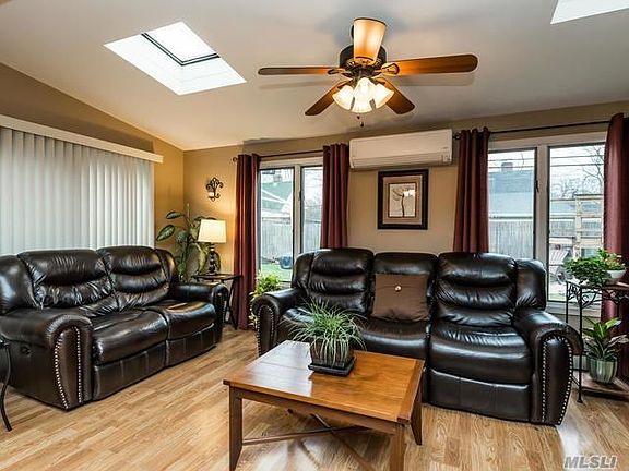 4th image of 60 Admiral Ln