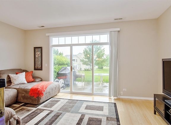 3rd image of 2019 Limestone Ln