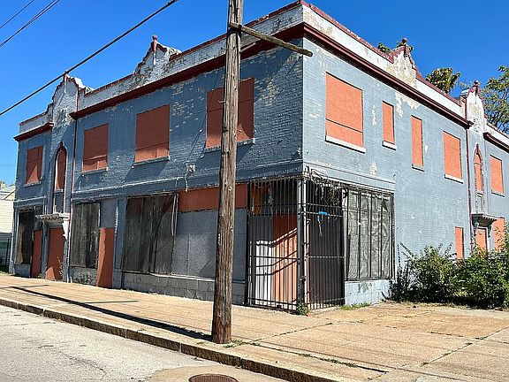 2nd image of 5001-5003 Davison Ave