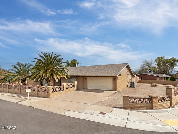 2nd image of 3220 W Camino Salero