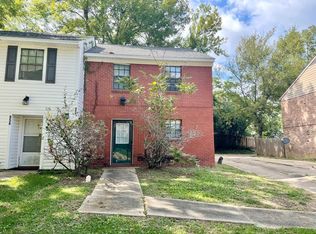 956 Glastonbury Cir #B, Ridgeland, MS 39157