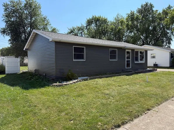 1235 E Sylvan Ave, Appleton, WI 54915
