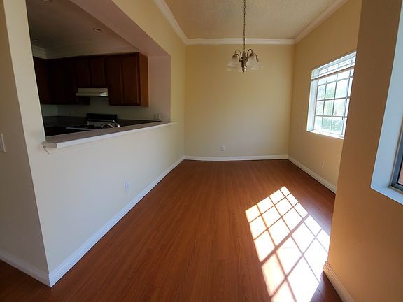 5th image of 1171 Allen Ave APT 309