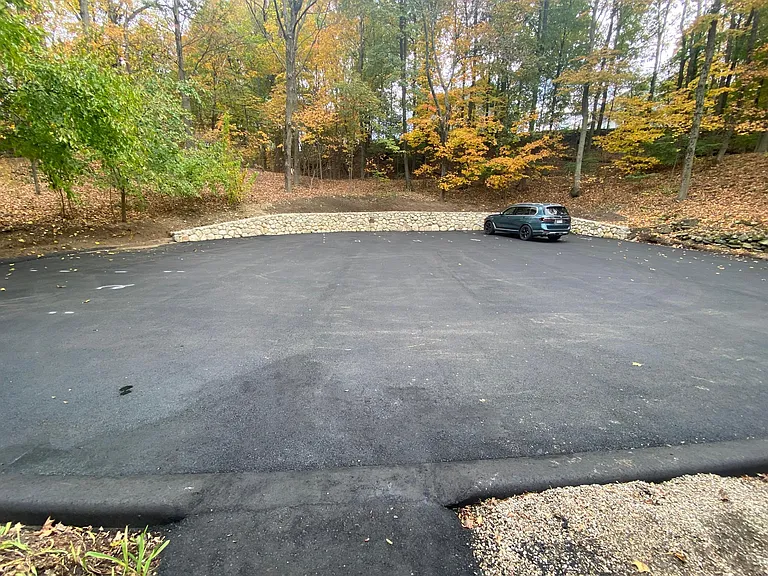 131 N Main St #4 — Photo 12