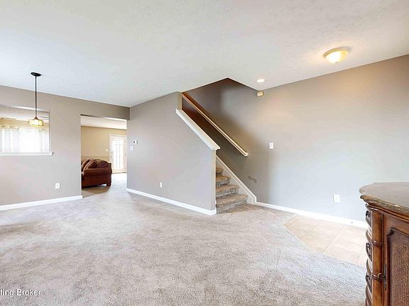 5th image of 455 Stream View Dr