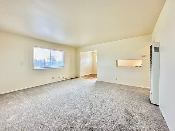 3rd image of 1101 E 6th St #1115