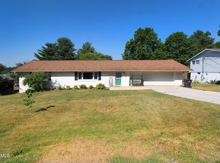 5221 Clairidge Rd, Knoxville, TN 37918