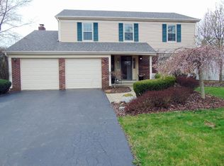 423 Meadow View Dr, Powell, OH 43065