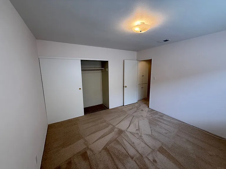 545 Pearson Rd — Photo 21