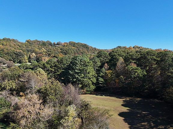 2nd image of 5503 Bodine Rd