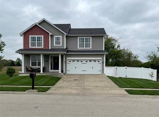 7036 Milburn Estates Dr, O'Fallon, IL 62269