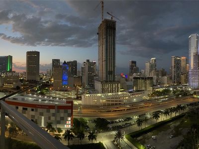 90 SW 3rd St #1905, Miami, FL, 33130