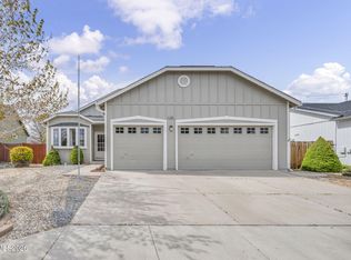 11555 Lone Desert Dr, Reno, NV 89506