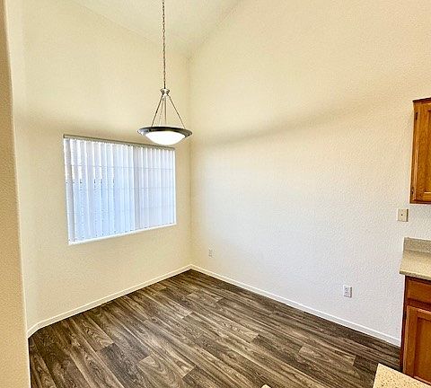 5th image of 1100 Emerywood Ct #0