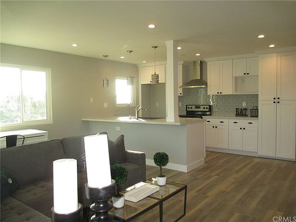 5th image of 280 Molino Ave Unit 303