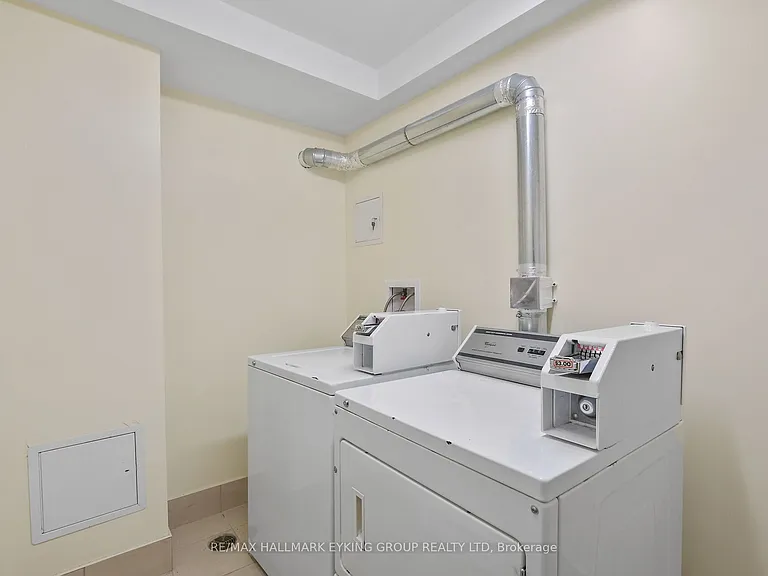 135 Concord St S #3 — Photo 28