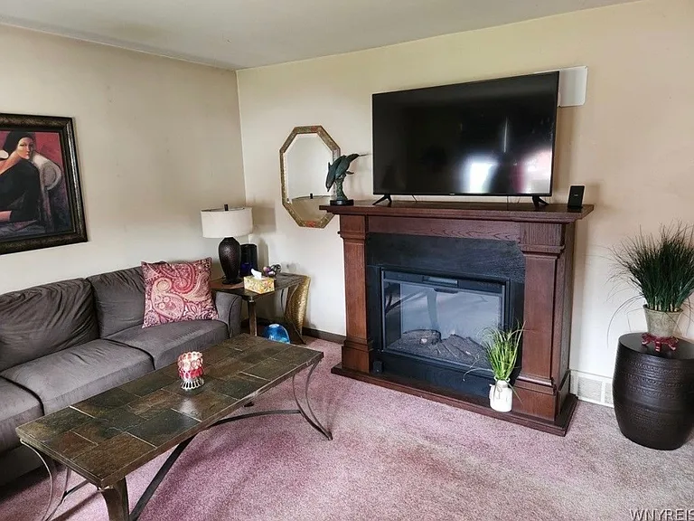 227 Robert Dr #1 — Photo 5