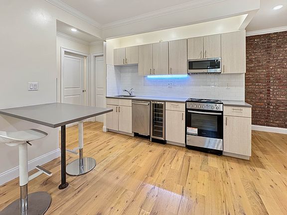 3rd image of 946 Bushwick Ave #435