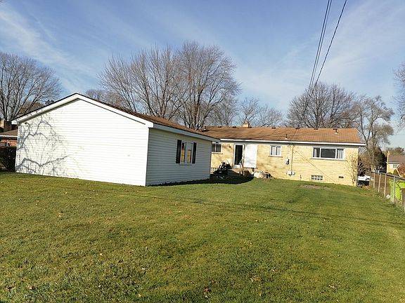 3rd image of 8872 Kidley Dr