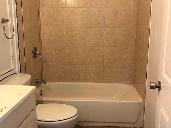 2nd image of 37 Summit Ave Floor 2