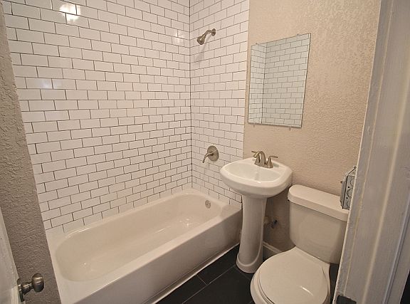 4th image of 3201-3207 Broadway #3205-14