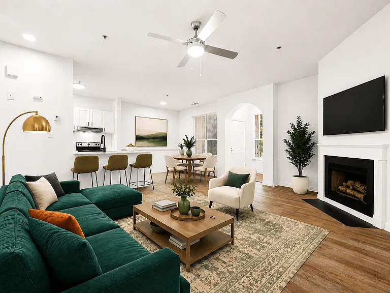 Cambridge Apartments — Photo 32