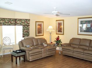 8105 9th Hole Dr, Port Saint Lucie, FL 34952