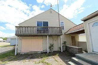 1st image of 1025 W Parkwood Ave