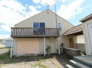 1025 W Parkwood Ave, Flint, MI 48507