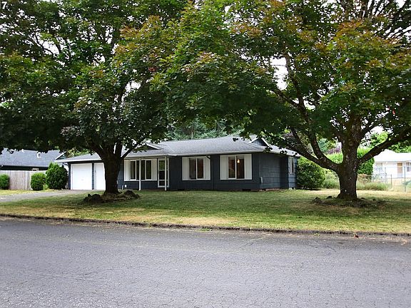 2nd image of 1205 NE 82nd Ave