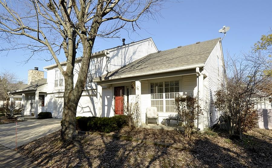 1st image of 2541 Fox Valley Pl