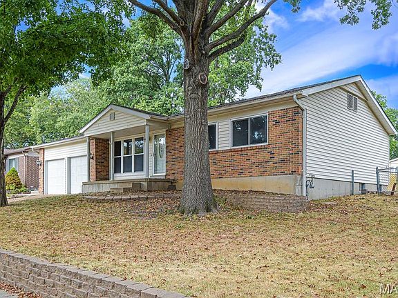 3rd image of 2177 Aileswick Dr