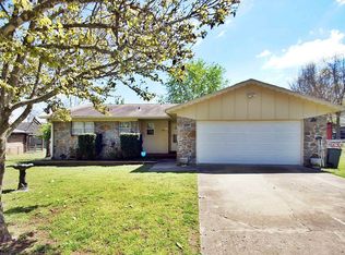 508 W 1st St, Tahlequah, OK 74464