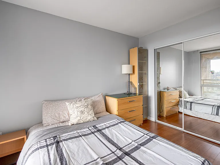 9623 Manchester Dr #905 — Photo 16