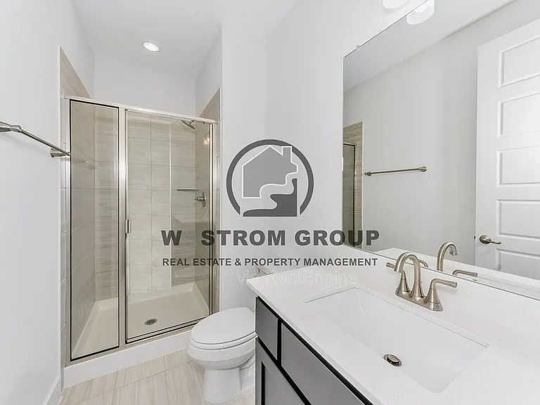 17229 Oxborough Dr — Photo 25