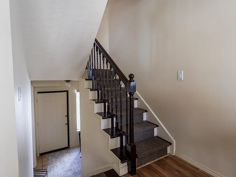 426 N Orchard Dr #17 — Photo 14