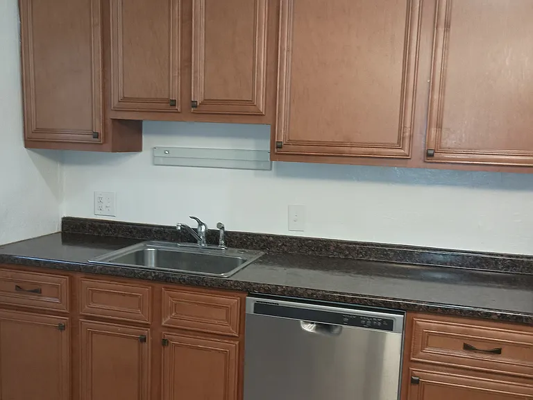 7509 York Dr #KC — Photo 2