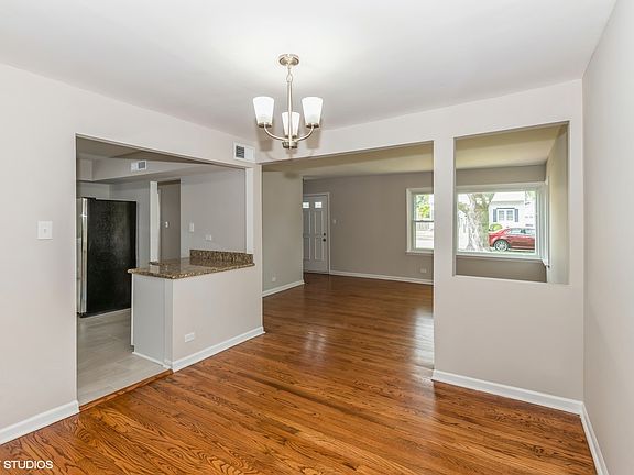 5th image of 21 Wagner Dr