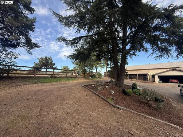 26280 SW Baker Rd, Sherwood, OR 97140