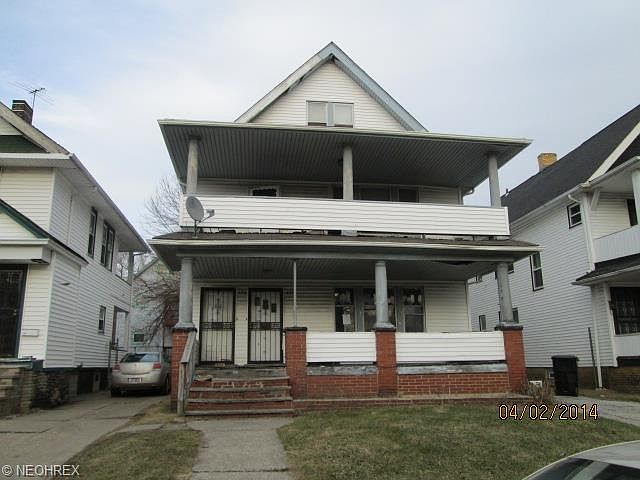 2nd image of 429 E 120th St