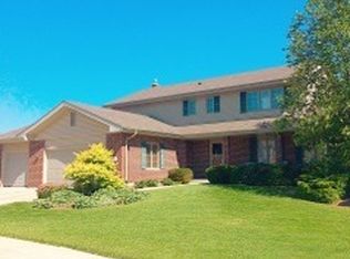 8800 Clifton Ln, Tinley Park, IL 60487