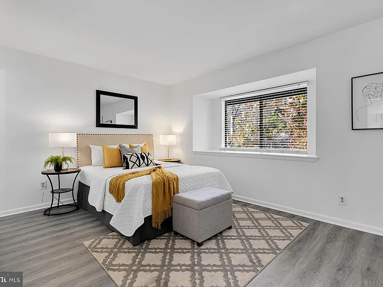 3061 Hawthorne Dr NE #3061 — Photo 5